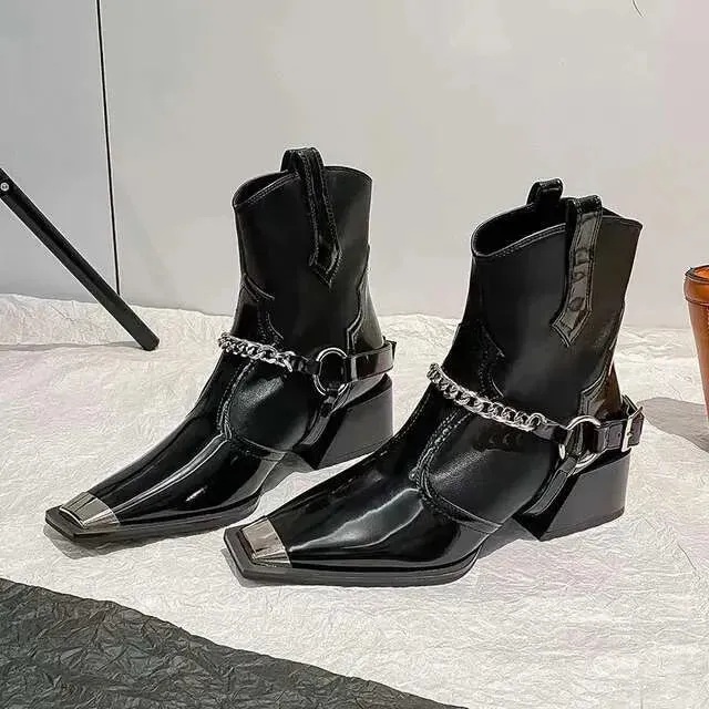 Autumn And Winter New Square Head Chunky Mid-Heel Metal Chain Short Tube Women's Knight Boots Kq8