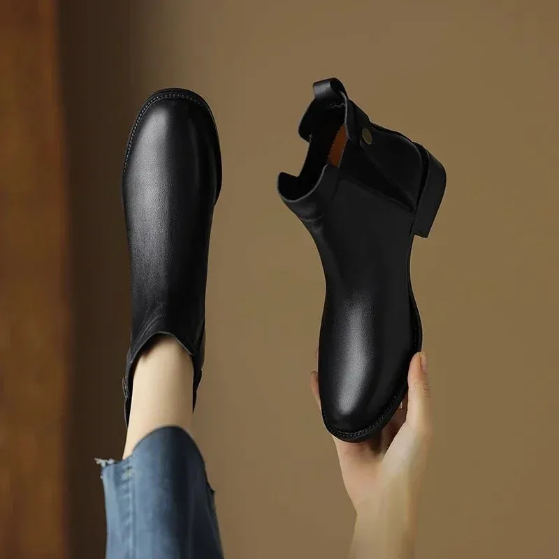 Caitria™ | Soft leather chelsea boots with thick heels