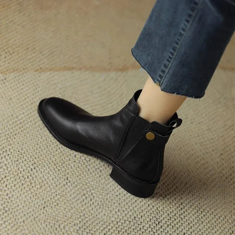 Caitria™ | Soft leather chelsea boots with thick heels