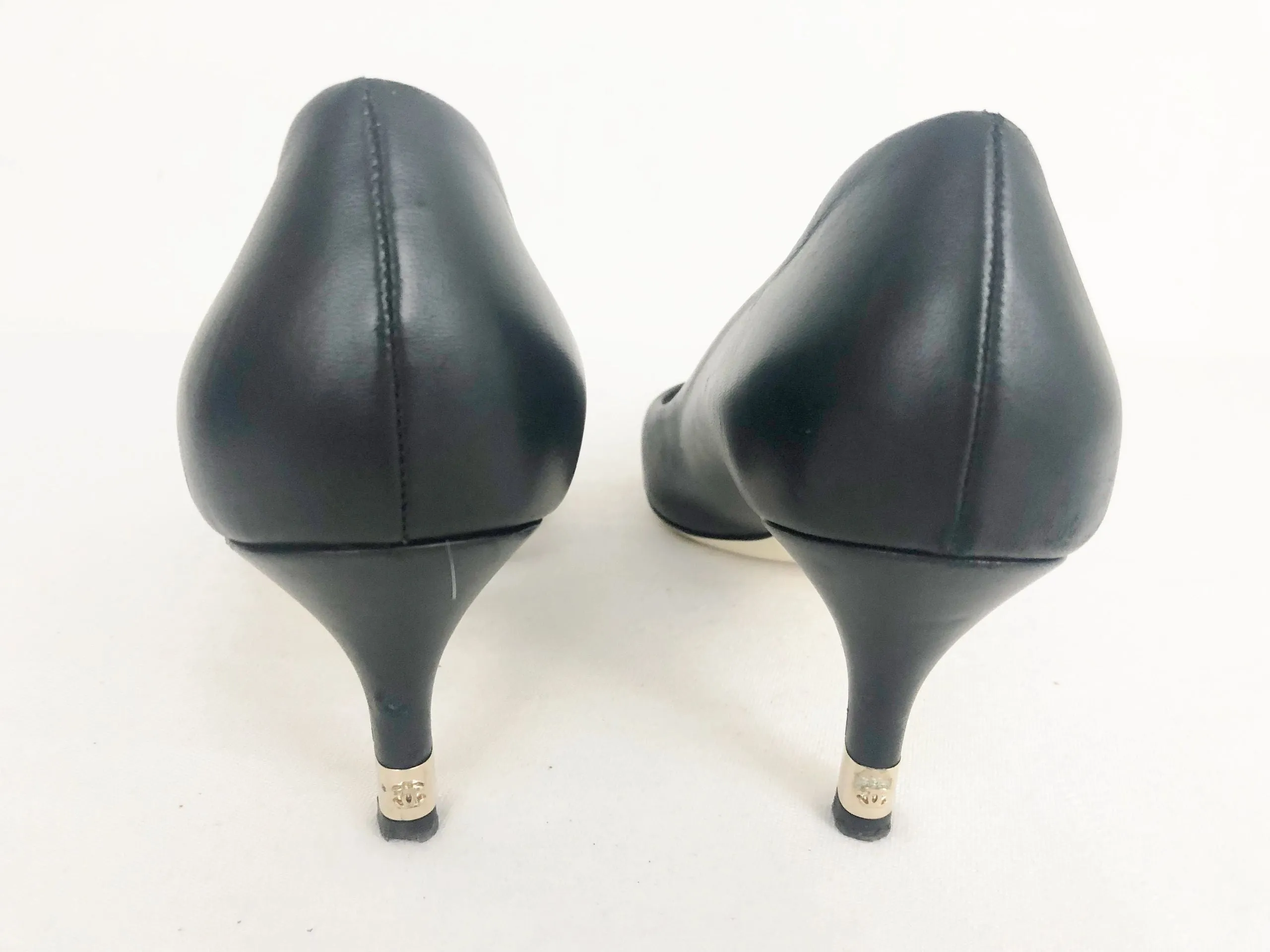 Chanel Leather Cc Pumps Size 41 It (11 Us)