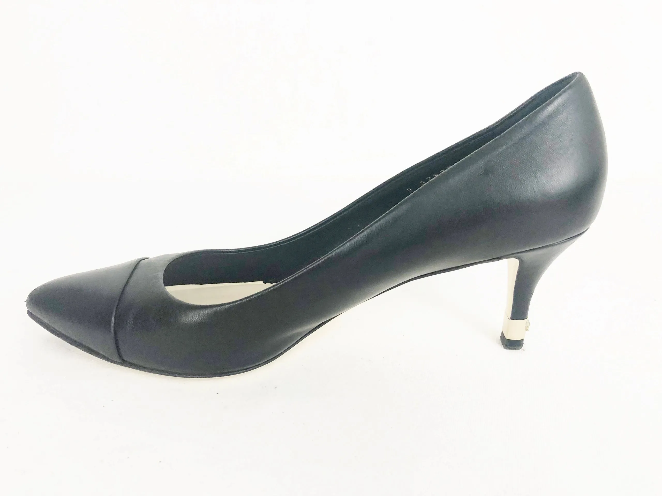 Chanel Leather Cc Pumps Size 41 It (11 Us)