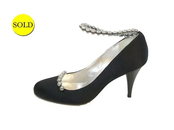Chanel Satin And Pearl Pump Size 37 It (7 Us)