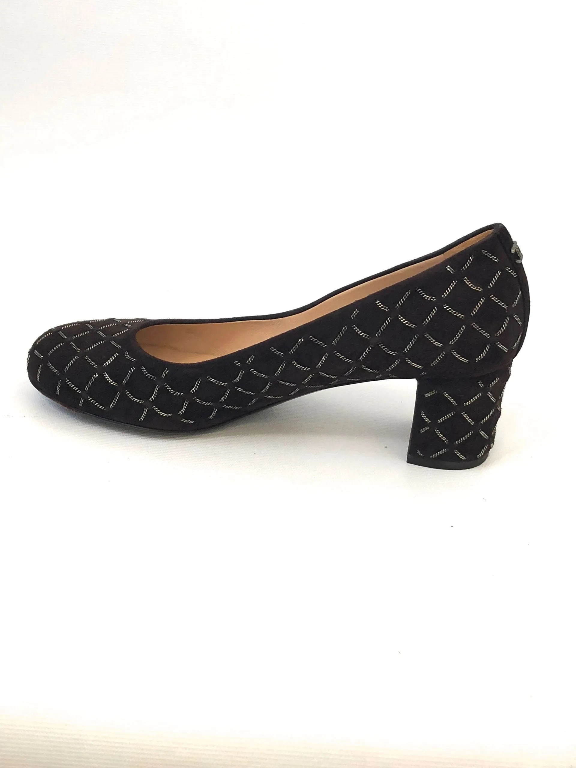 Chanel Suede Quilted Pump Size 39 It (9 Us)