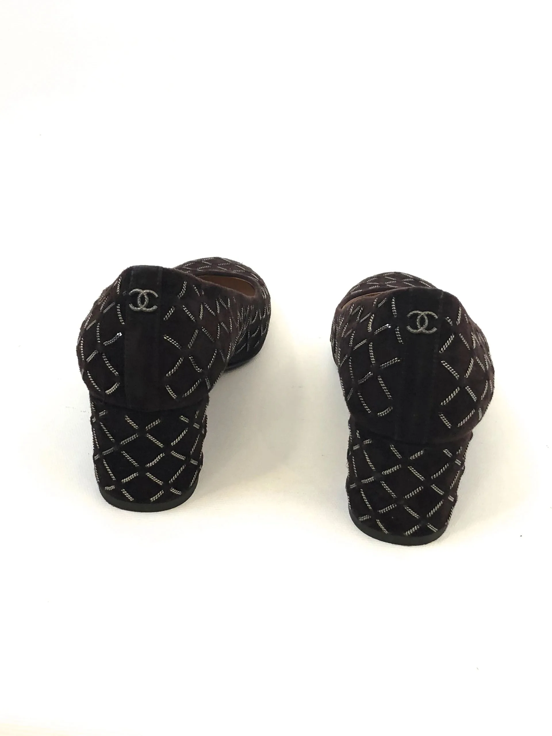 Chanel Suede Quilted Pump Size 39 It (9 Us)