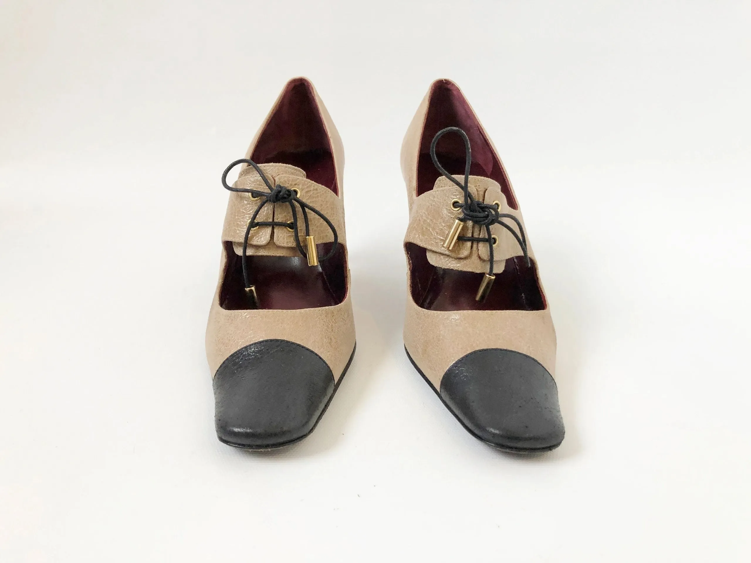 Chanel Vintage Cap-Toe Pump Size 38 It (8 Us)