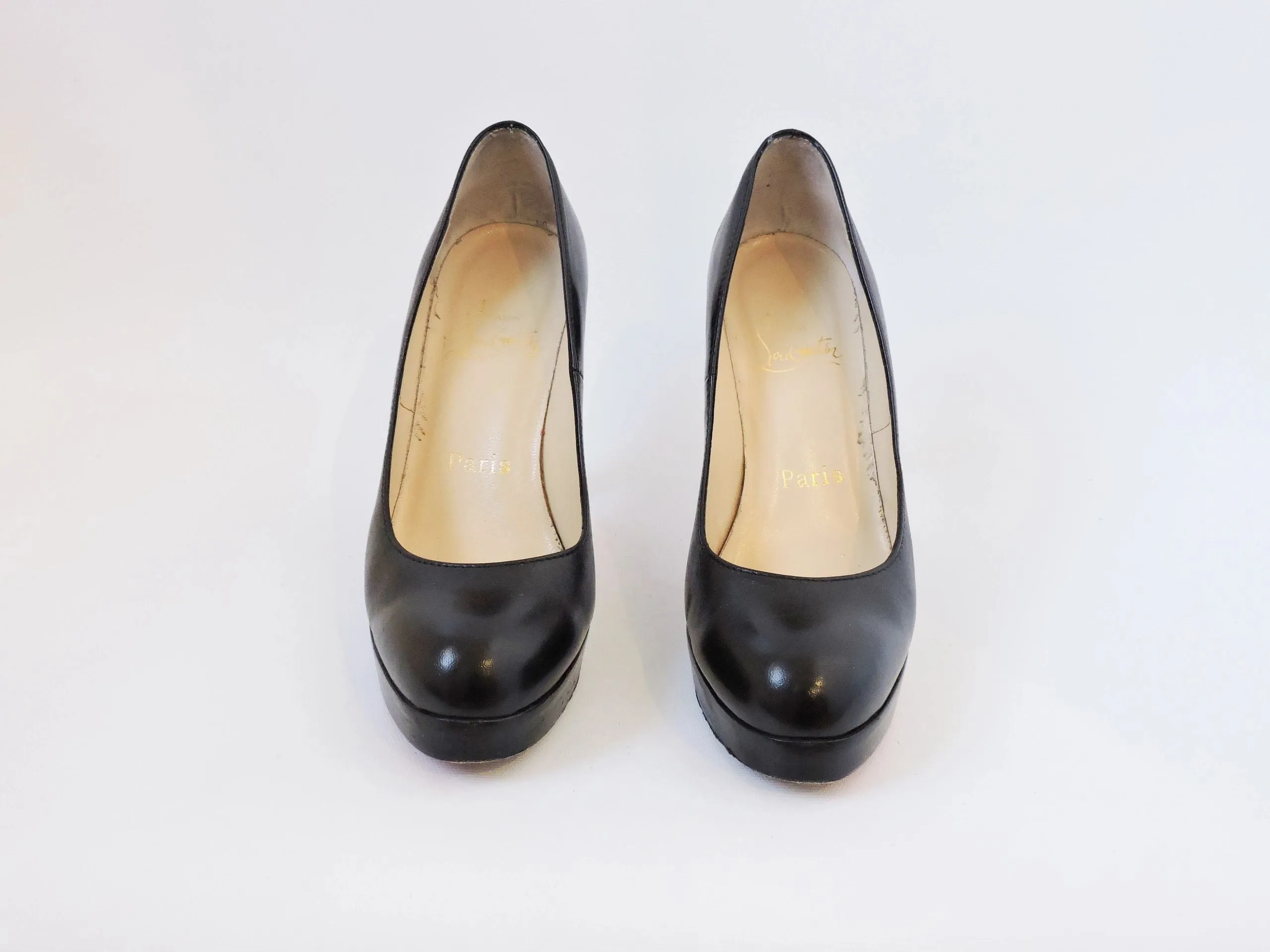 Christian Louboutin Bruges Pump Size 37.5 It (7.5 Us)