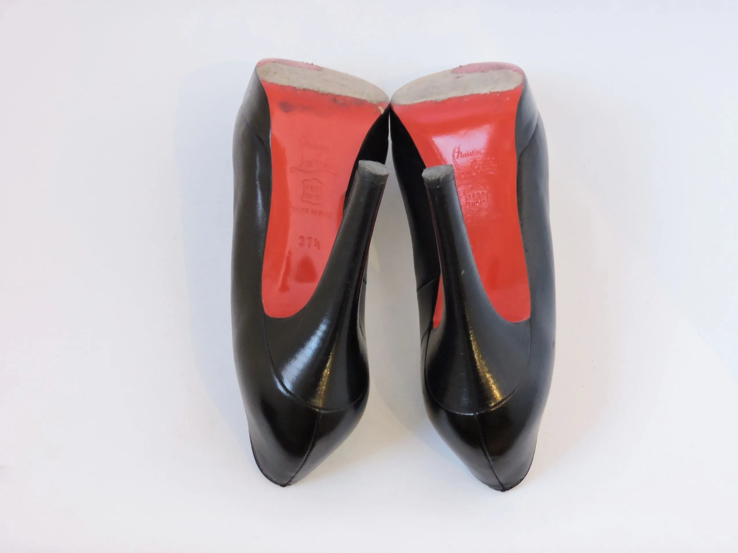 Christian Louboutin Bruges Pump Size 37.5 It (7.5 Us)
