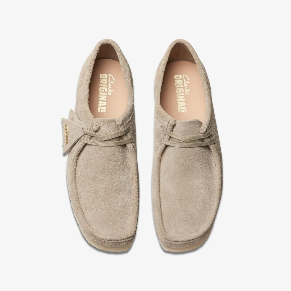 Clarks Men's Wallabee Pale Grey Suede 26175711