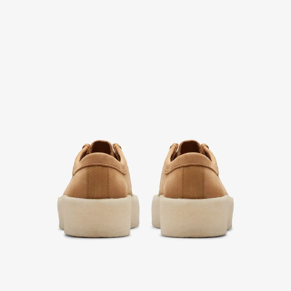 Clarks Women's Wallabee Cup Mid Tan Nubuck 26176566