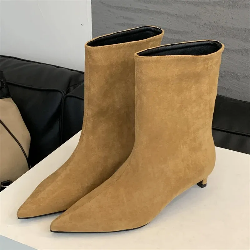 Eilyken Pointed Toe Ankle Boots for Women – Designer Vintage Thin Low Heel Shoes, Modern Short Boots, Autumn/Winter Footwear