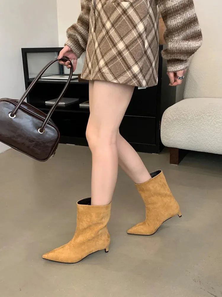 Eilyken Pointed Toe Ankle Boots for Women – Designer Vintage Thin Low Heel Shoes, Modern Short Boots, Autumn/Winter Footwear