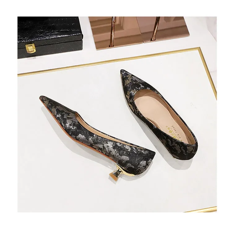 Floral cloth surface 3 cm Kitten heels Women Shoes Sweet Fashion Low Heel Ladies Shoes pointed Toe Women Pumps