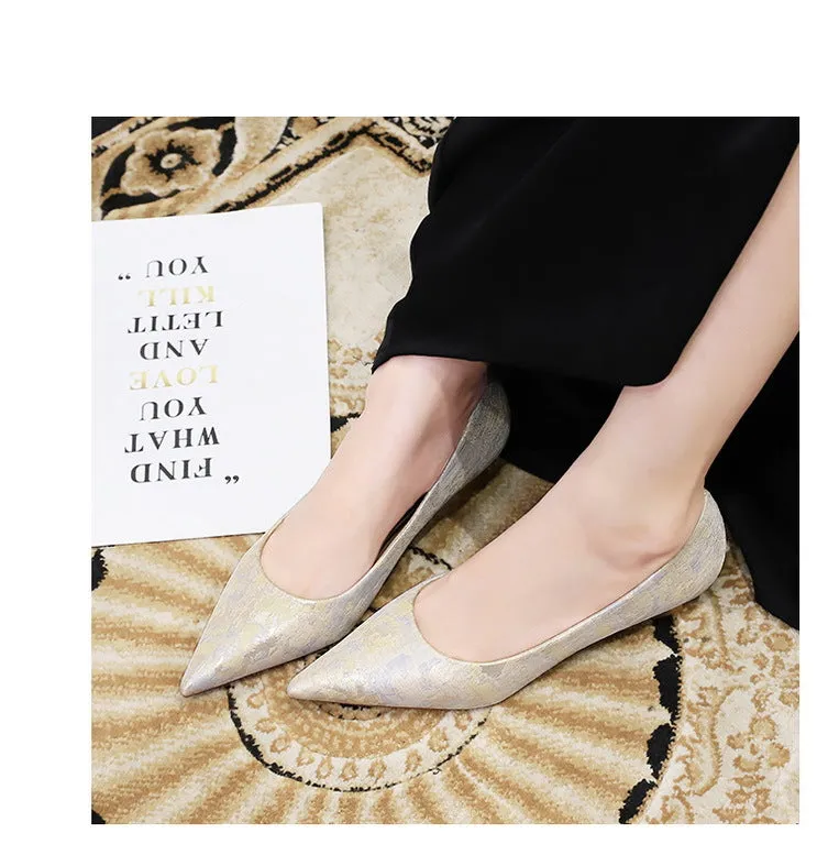 Floral cloth surface 3 cm Kitten heels Women Shoes Sweet Fashion Low Heel Ladies Shoes pointed Toe Women Pumps