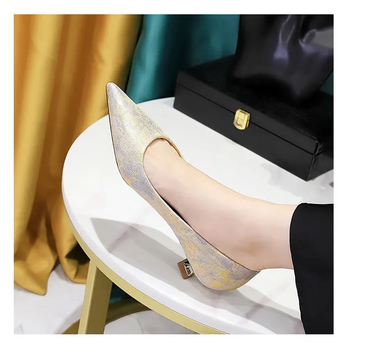 Floral cloth surface 3 cm Kitten heels Women Shoes Sweet Fashion Low Heel Ladies Shoes pointed Toe Women Pumps