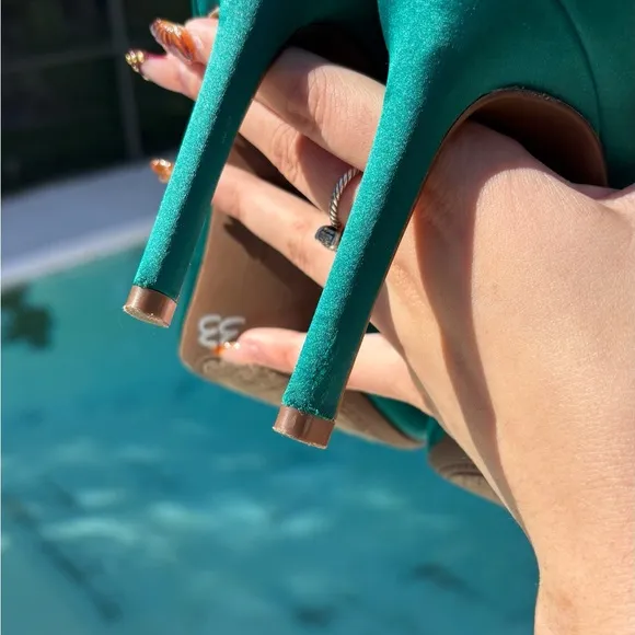 Jessica Simpson Emerald Green Satin Heels