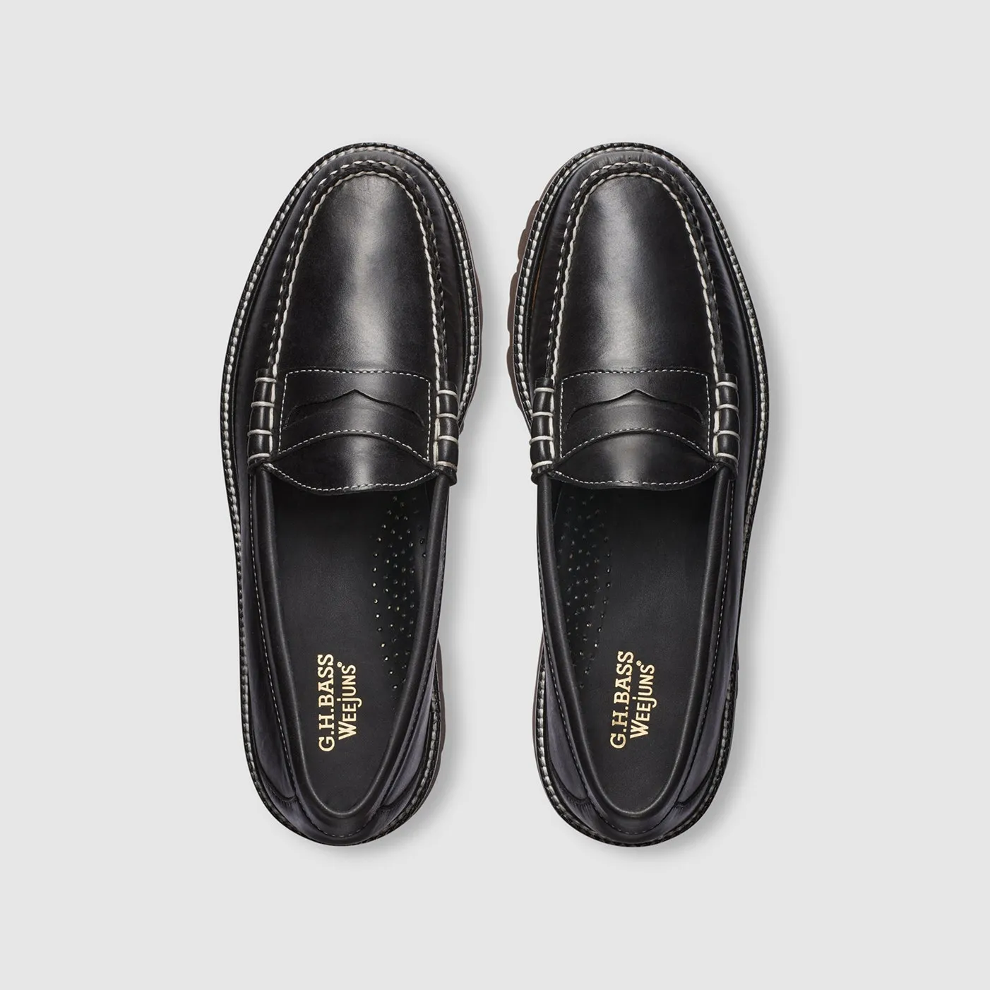 Larson Softy Super Lug Weejuns Loafer in Black