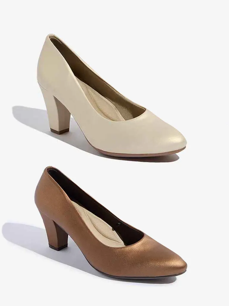 LUNA BLU Light Gold Pump Shoes