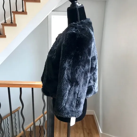 LUXURY FUR COAT