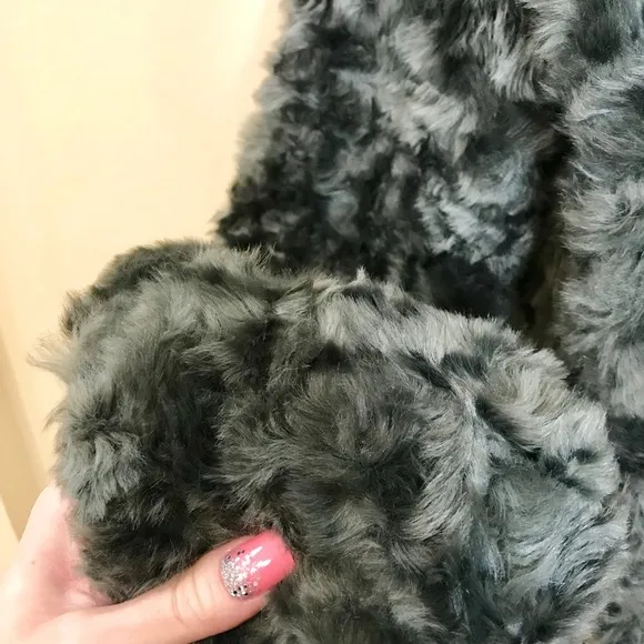 LUXURY FUR COAT