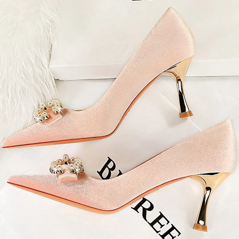 Luxury Women 7cm High Heels Wedding Pumps Lady Luxury Designer Metal Chain Buckle High Heels Stiletto Women Dress Shoes