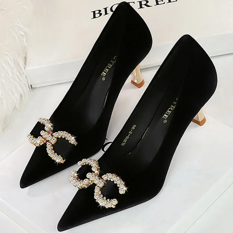 Luxury Women 7cm High Heels Wedding Pumps Lady Luxury Designer Metal Chain Buckle High Heels Stiletto Women Dress Shoes