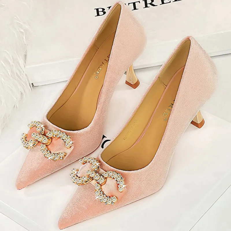 Luxury Women 7cm High Heels Wedding Pumps Lady Luxury Designer Metal Chain Buckle High Heels Stiletto Women Dress Shoes