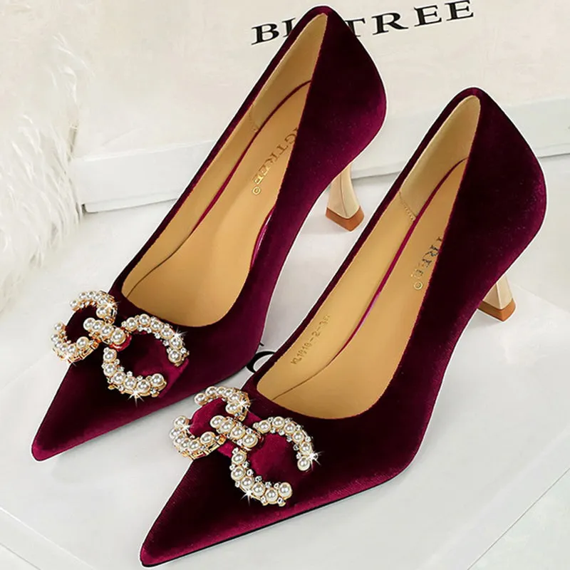 Luxury Women 7cm High Heels Wedding Pumps Lady Luxury Designer Metal Chain Buckle High Heels Stiletto Women Dress Shoes