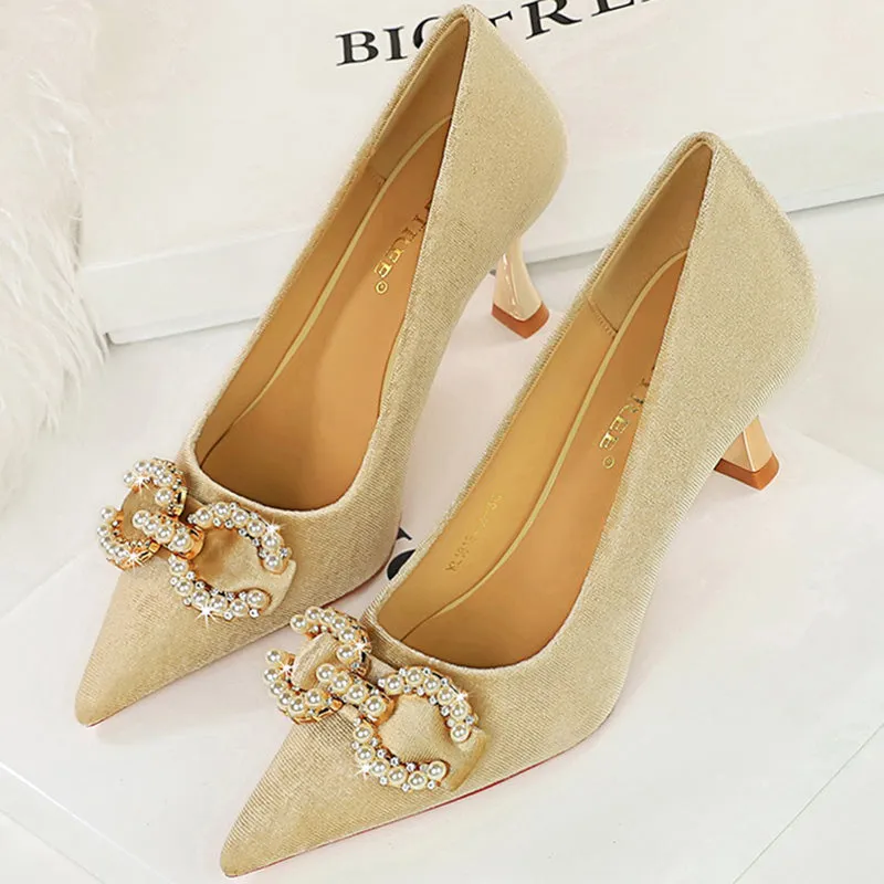 Luxury Women 7cm High Heels Wedding Pumps Lady Luxury Designer Metal Chain Buckle High Heels Stiletto Women Dress Shoes