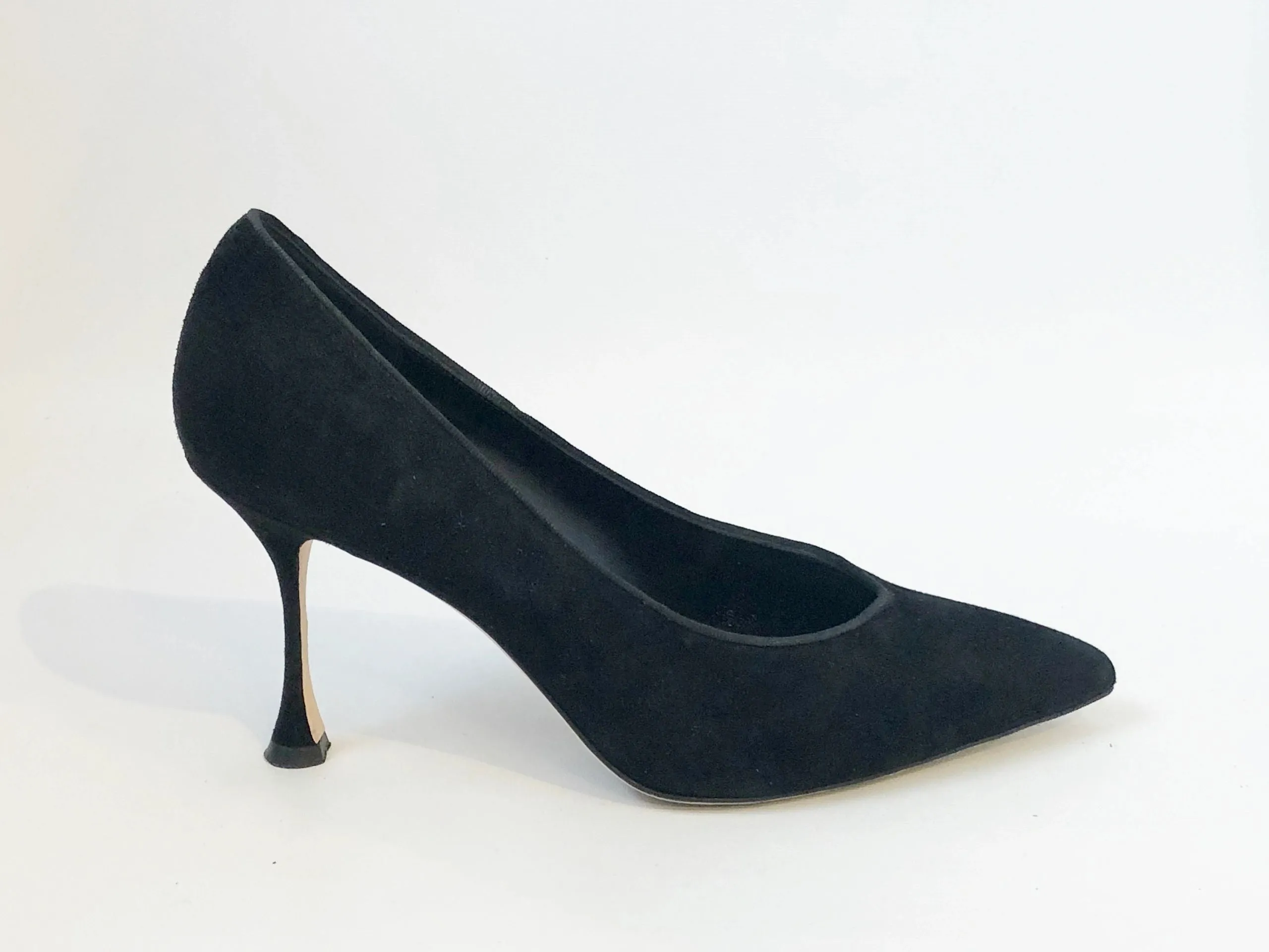 Manolo Blahnik Black Suede Pump Size 10