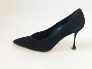 Manolo Blahnik Black Suede Pump Size 10