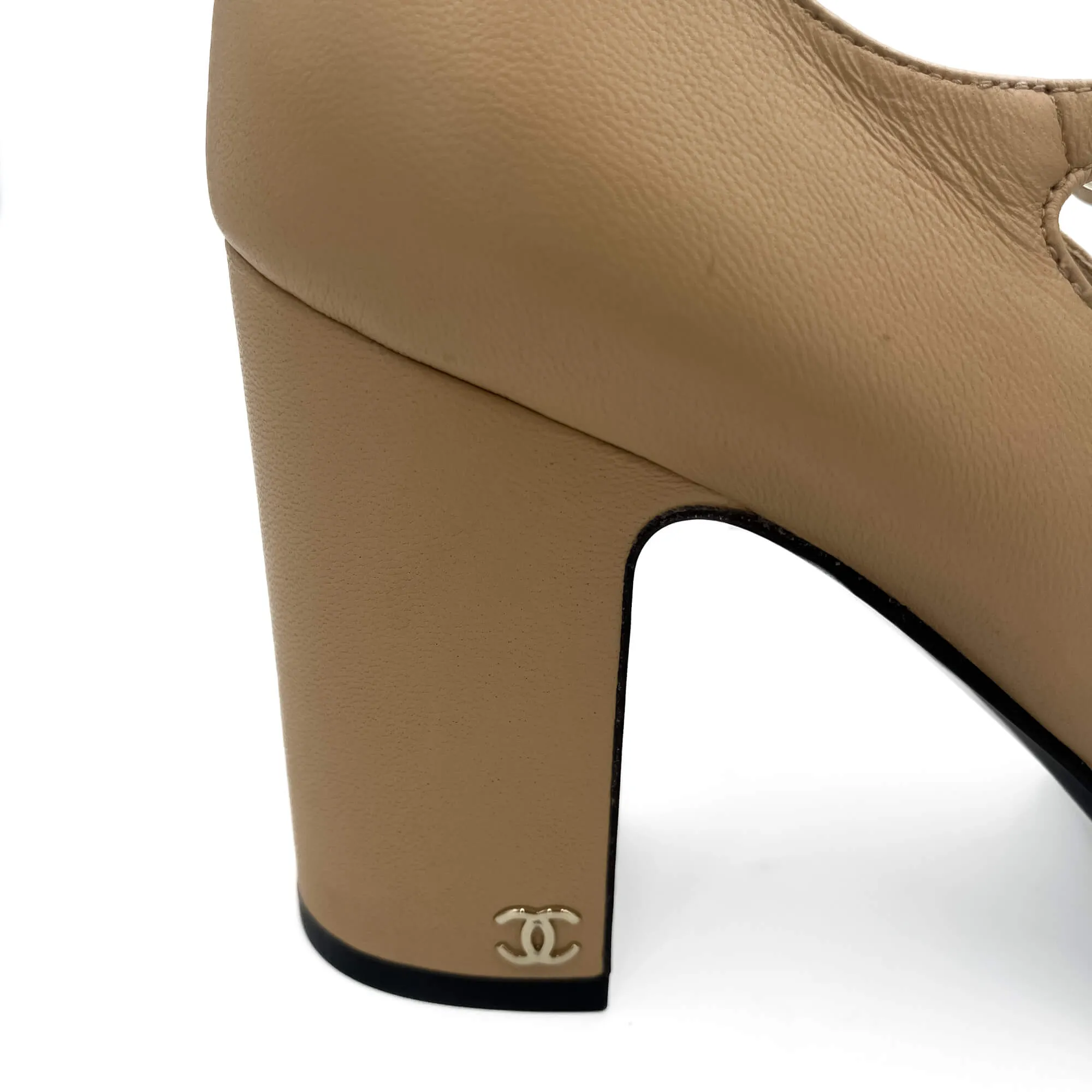 Mary Janes Lambskin Leather Shoes Beige & Black - size 38.5 EU