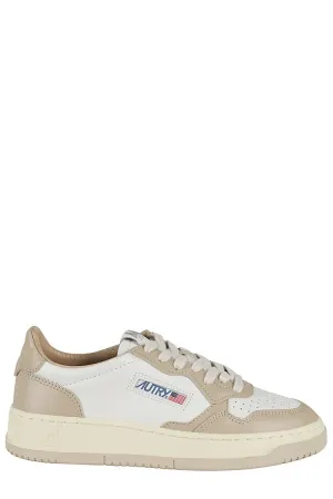 Medalist Low Sneakers