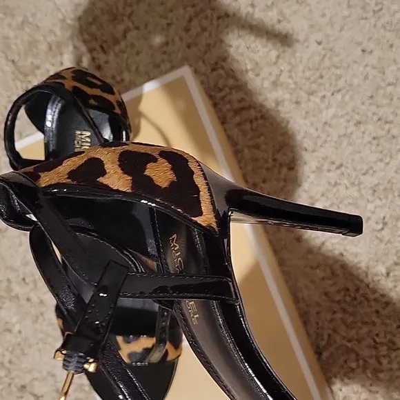 Michael Kors heels brand new in box size 7