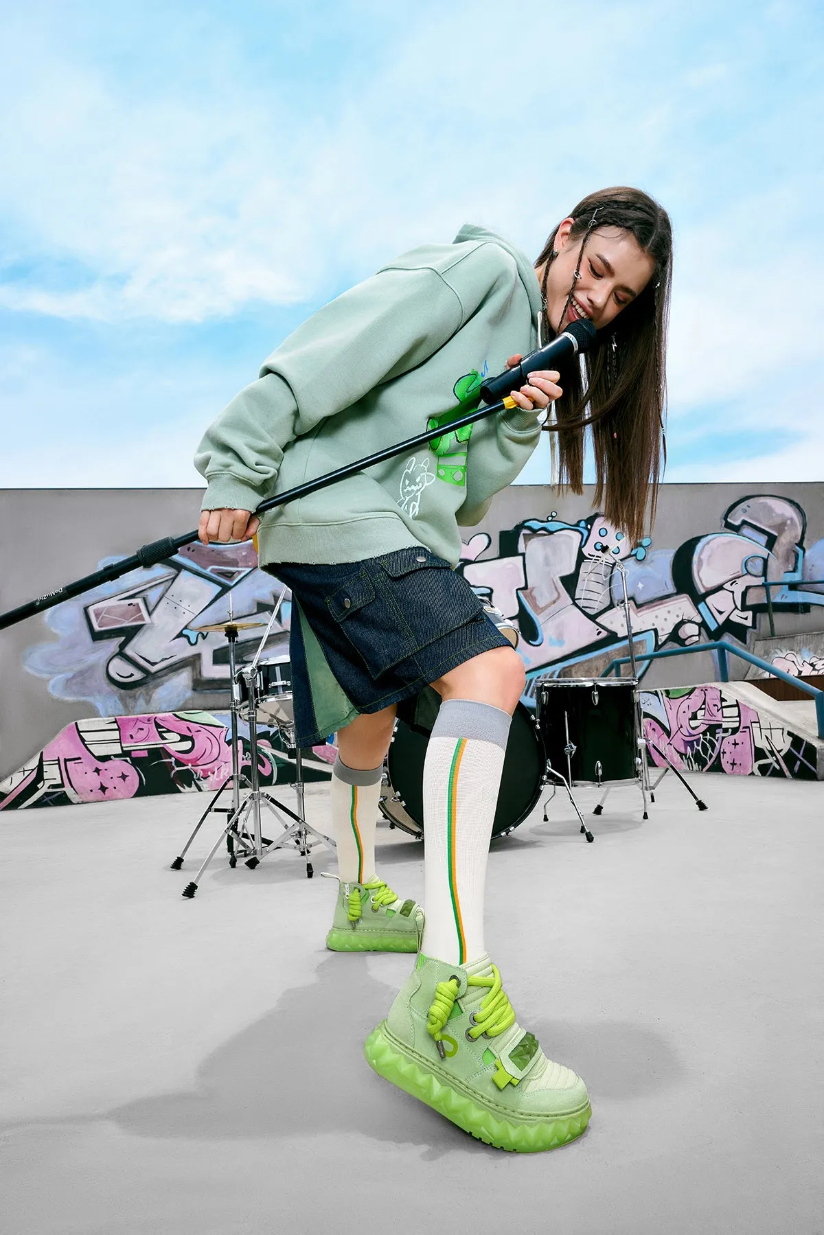 MIXCE Unisex High Top Sneakers For Women And Men