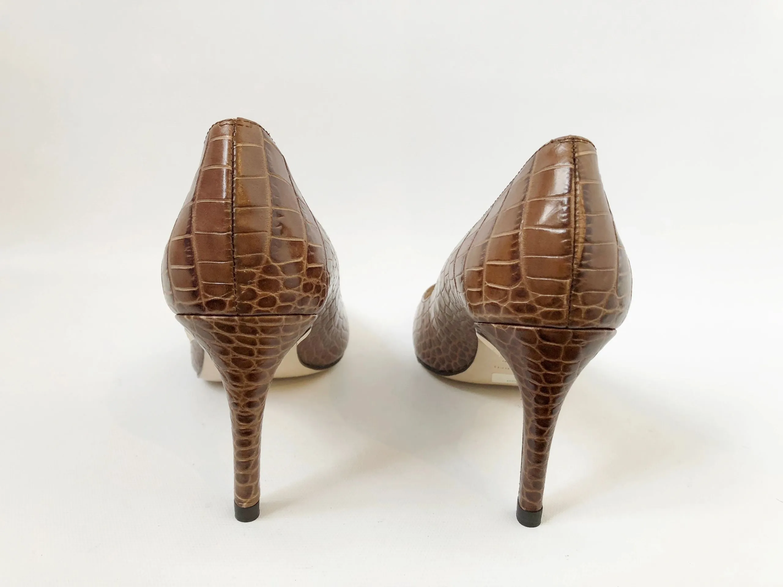 NEW L.K. Bennett Embossed Pump Size 39.5 It (9.5 Us)