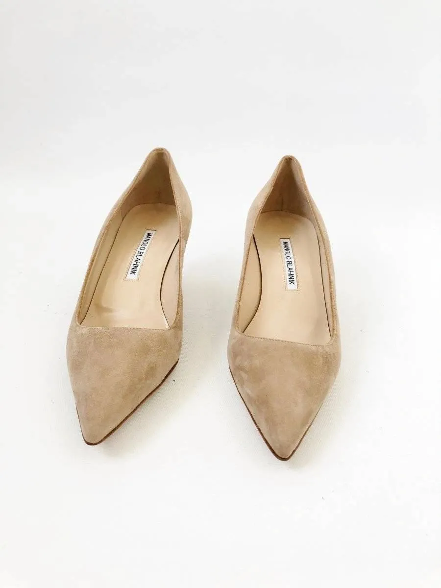 NEW Manolo Blahnik Suede Pump Size 37.5 It (7.5 Us)
