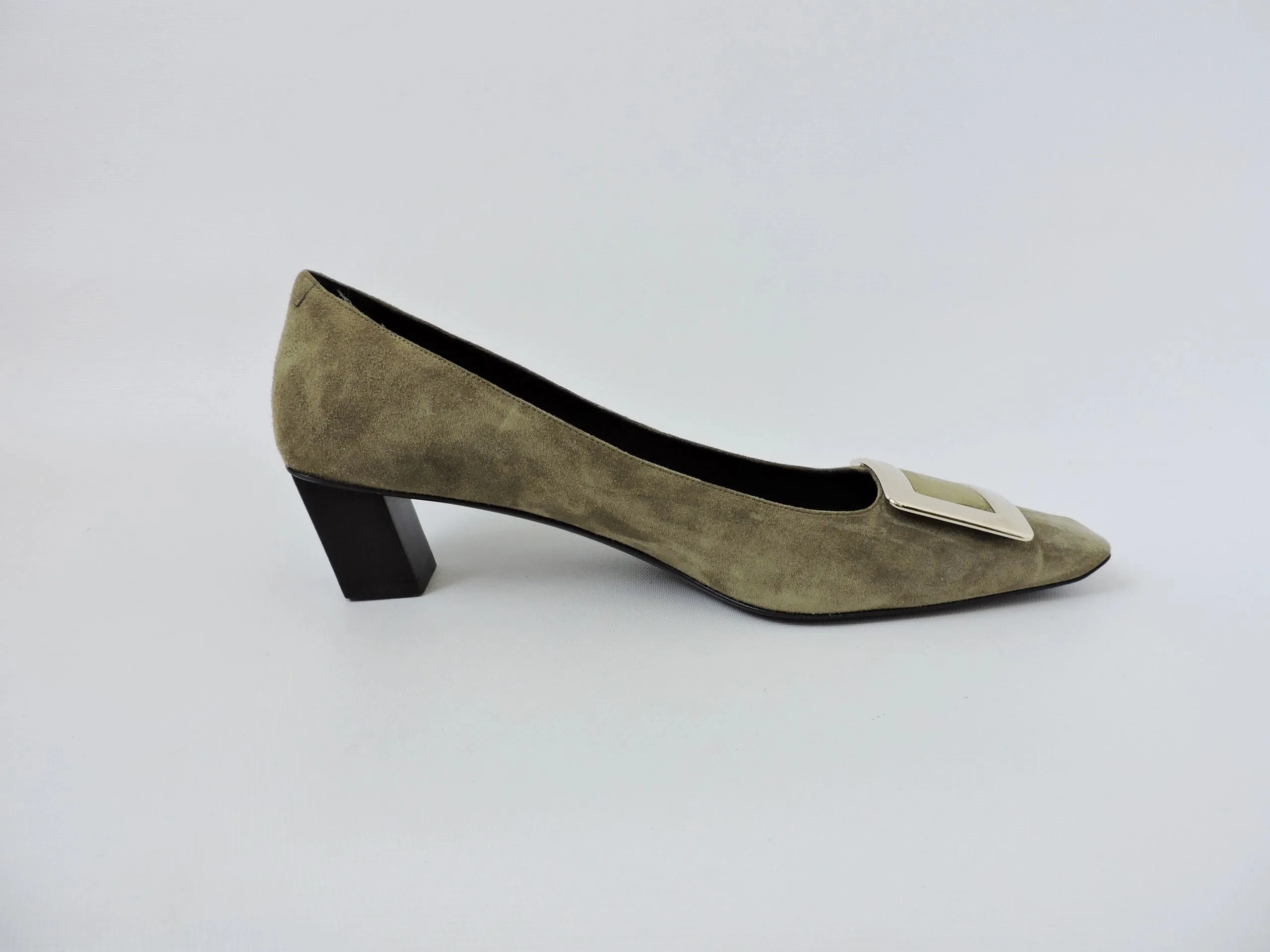 NEW Roger Vivier Green Suede Buckle Pump Size 40 It (10 Us)