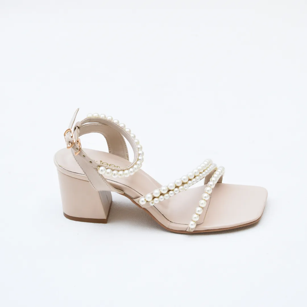 Pearl Stride Heels Cream