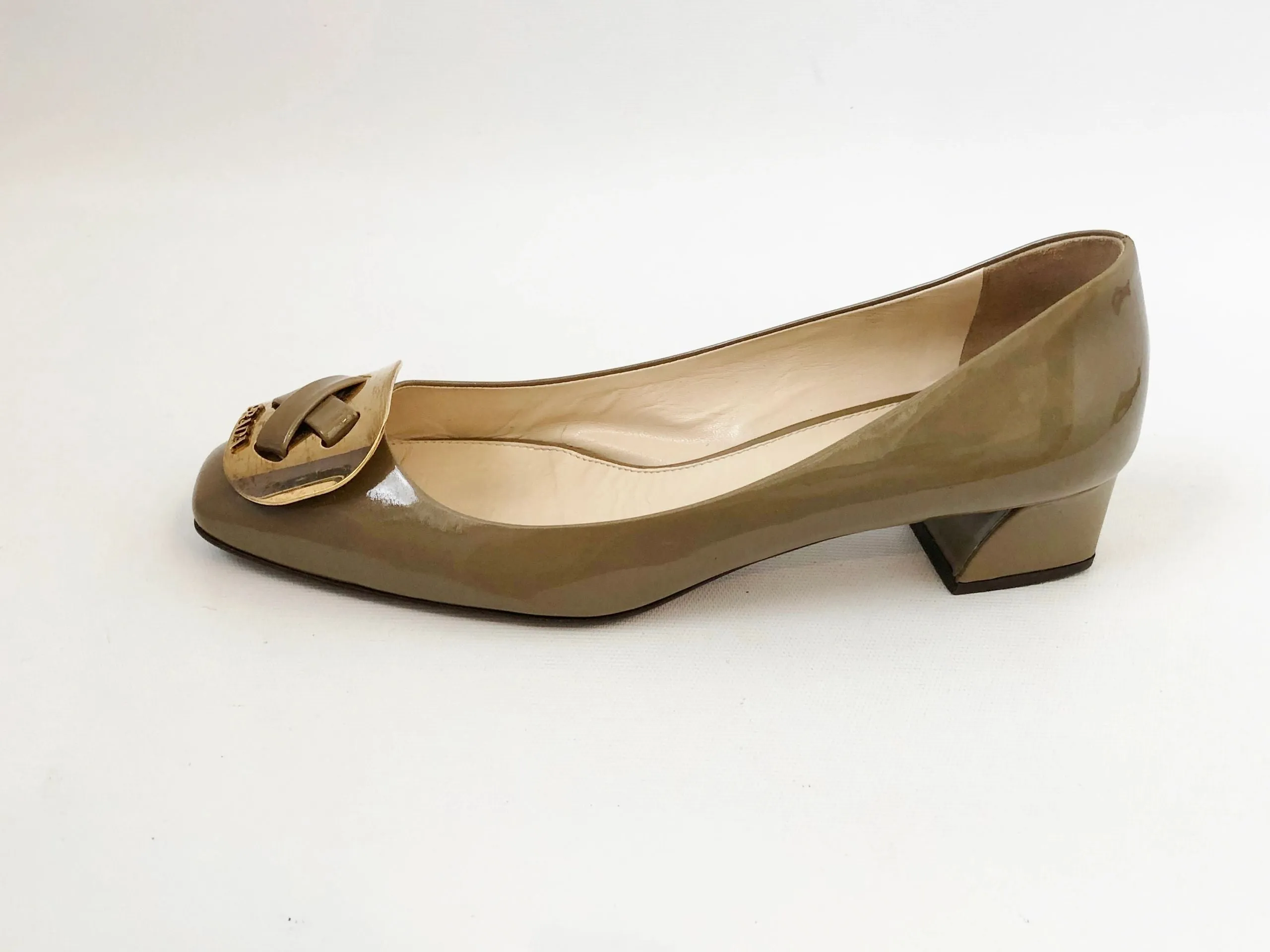Prada Buckle Pump Size 37.5 It (7.5 Us)