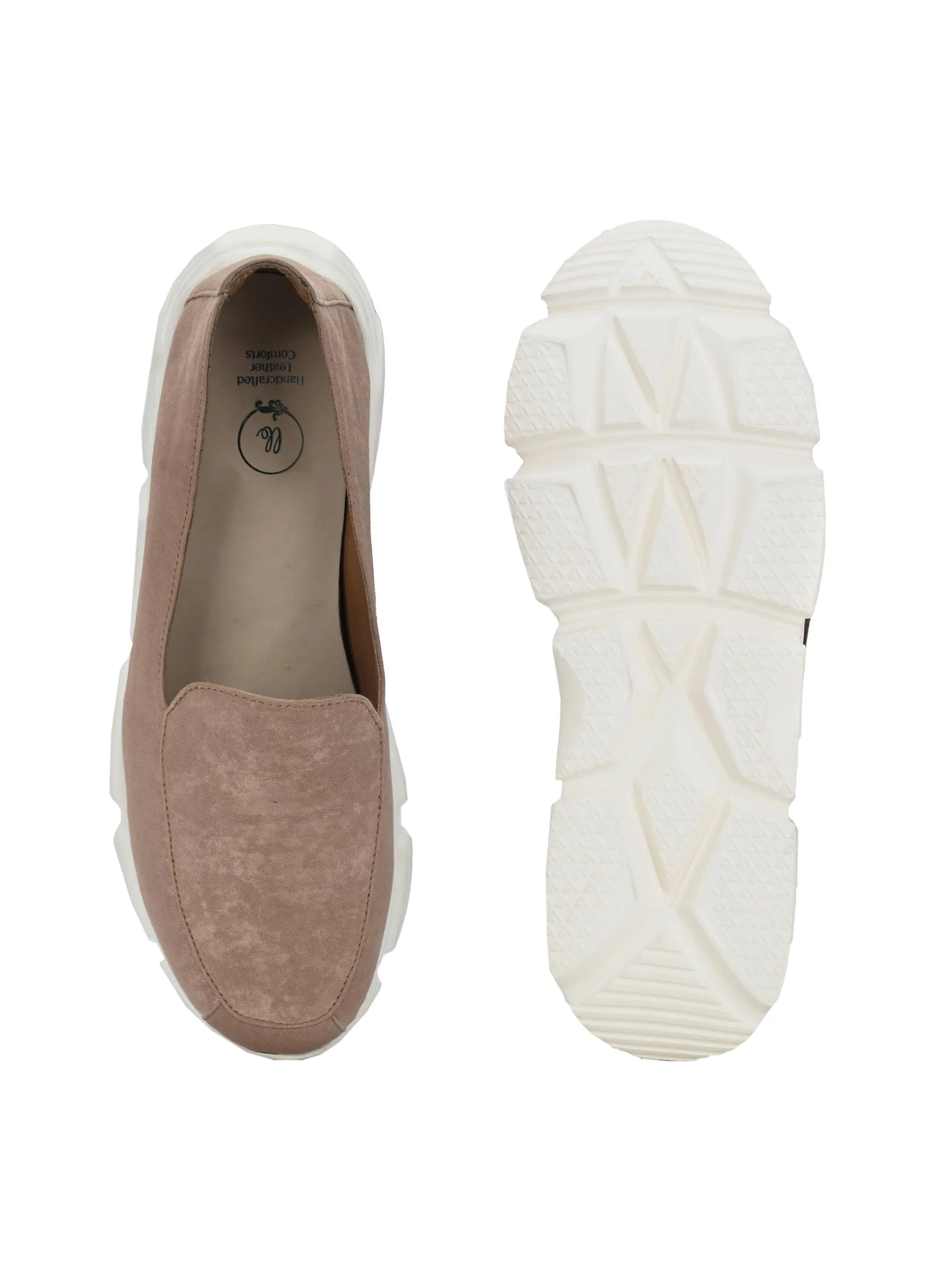 Rosé Chic Sneakers