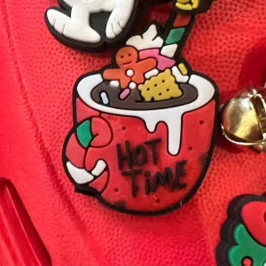SHOE CHARMS - HOT TIME CHRISTMAS COCOA