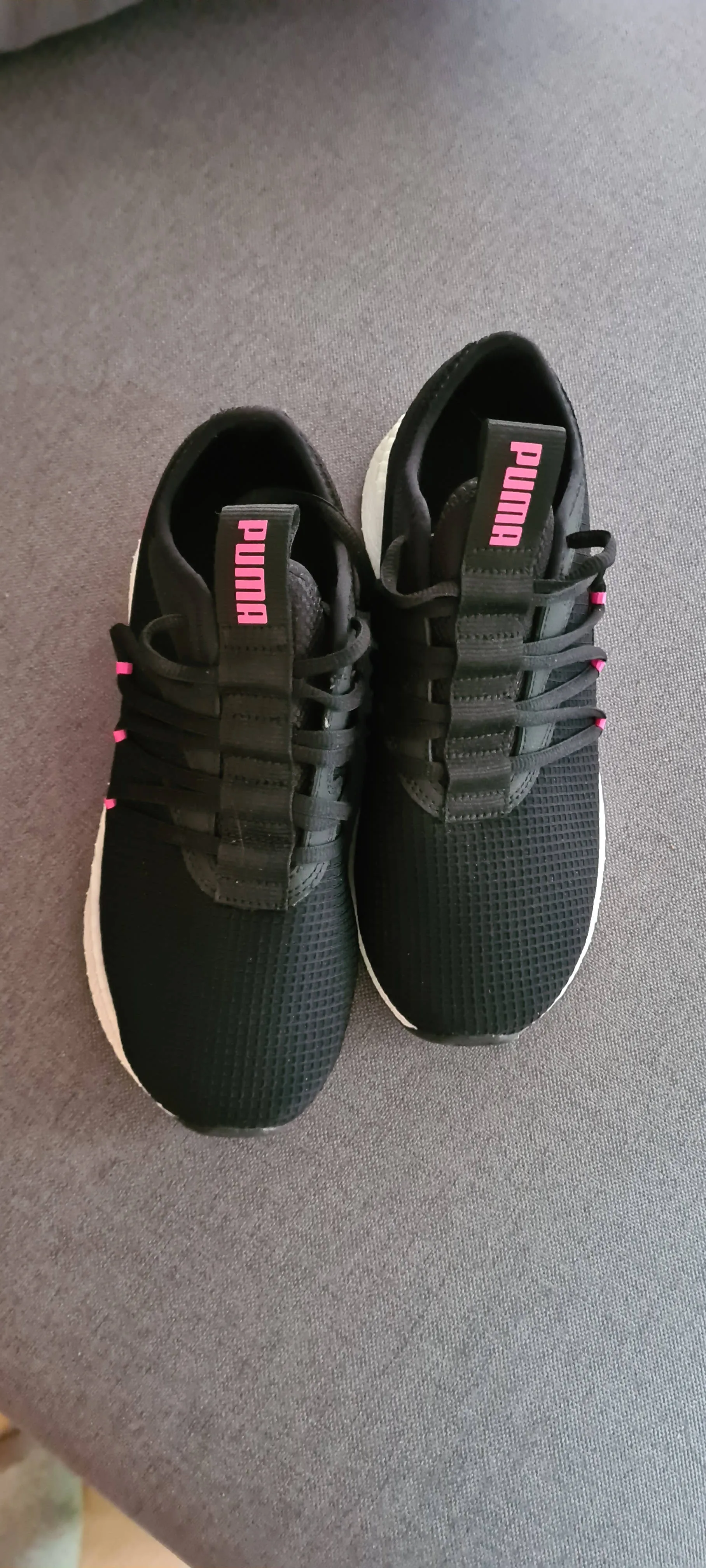 Sneaker/Puma .SOFT