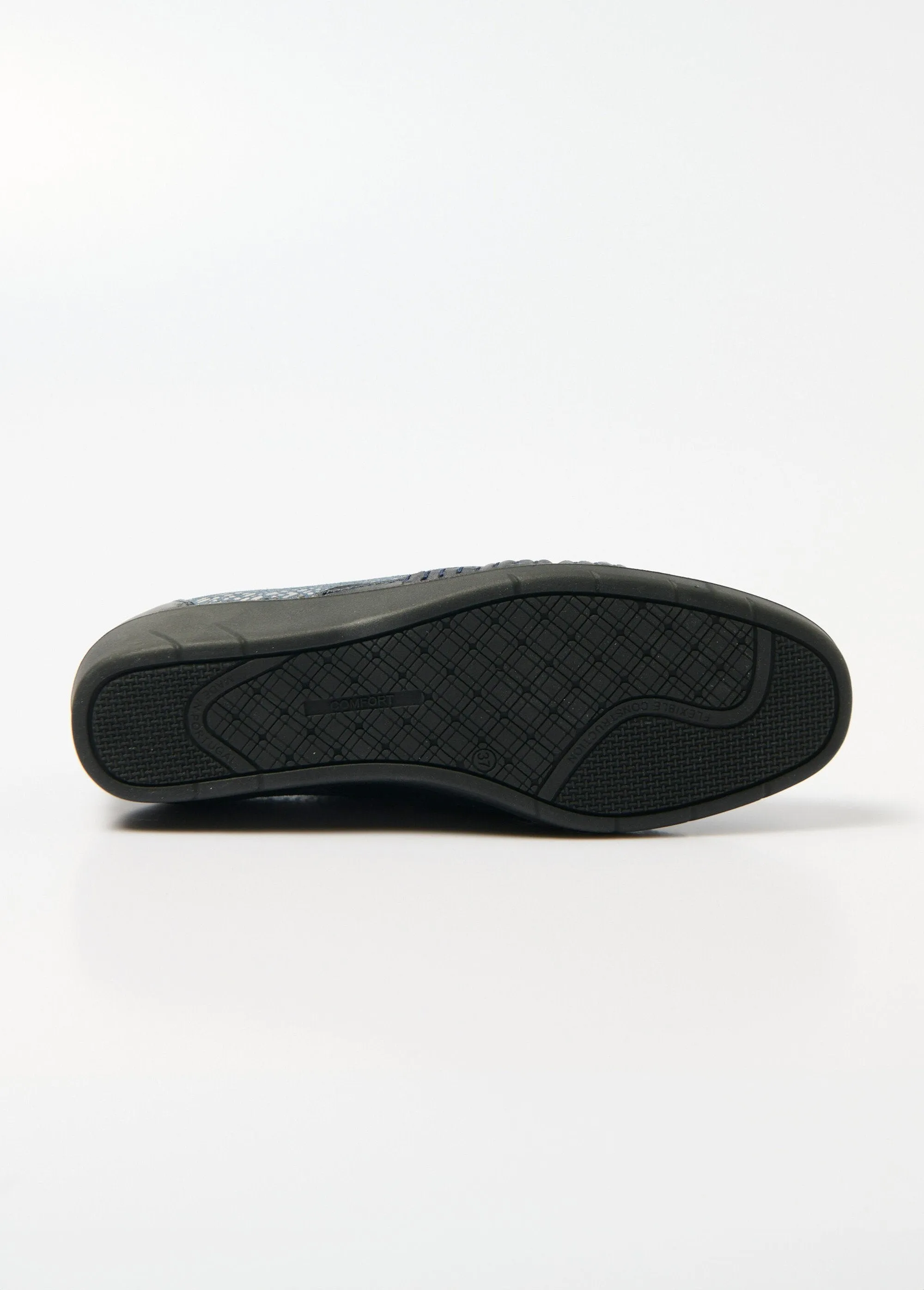 Soft, comfortable width leather wedge loafers