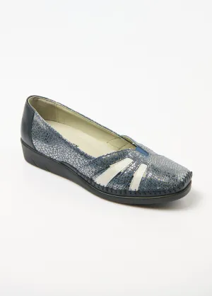 Soft, comfortable width leather wedge loafers
