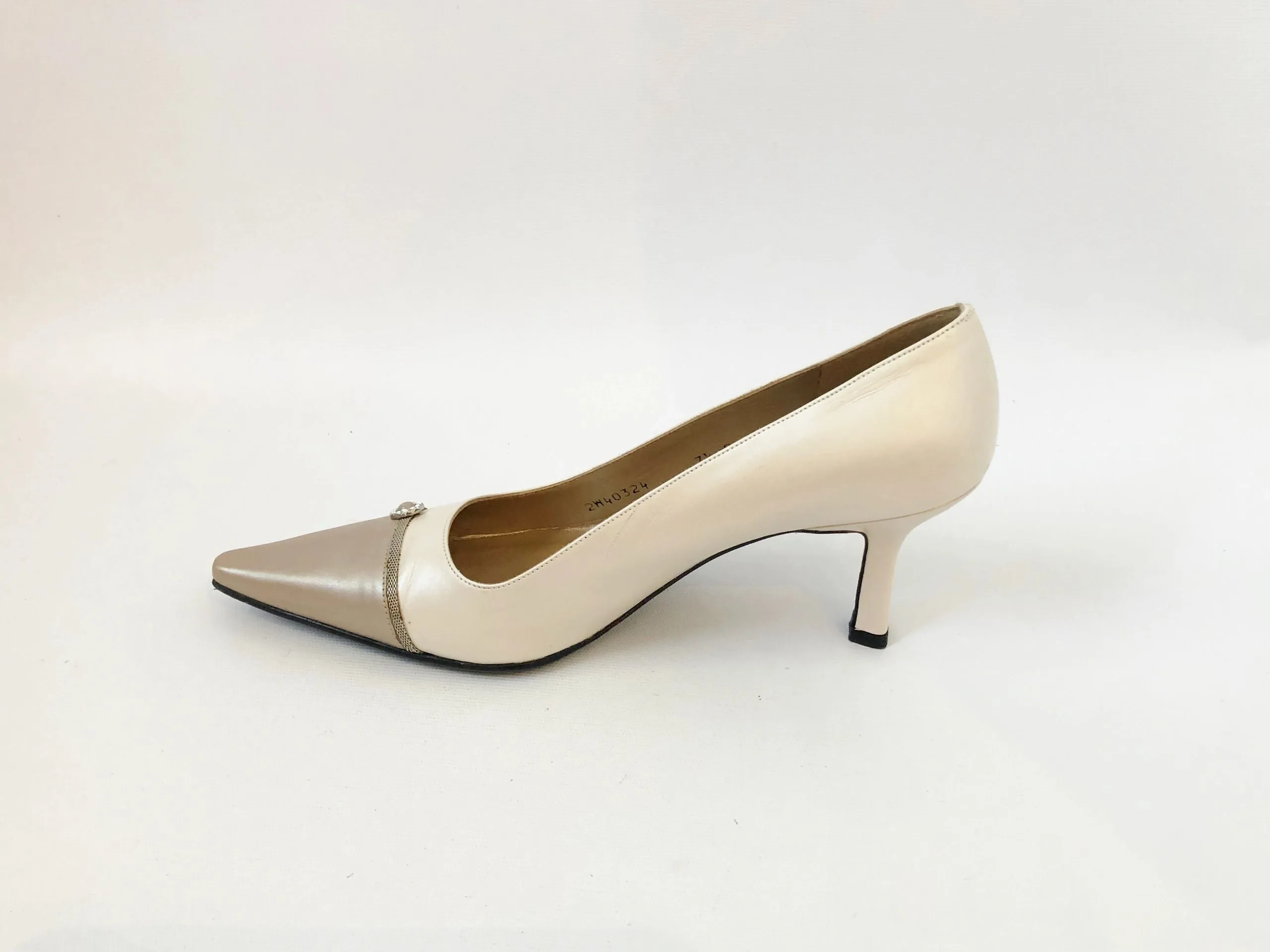 Stuart Weitzman Cap Toe Pump Size 7.5