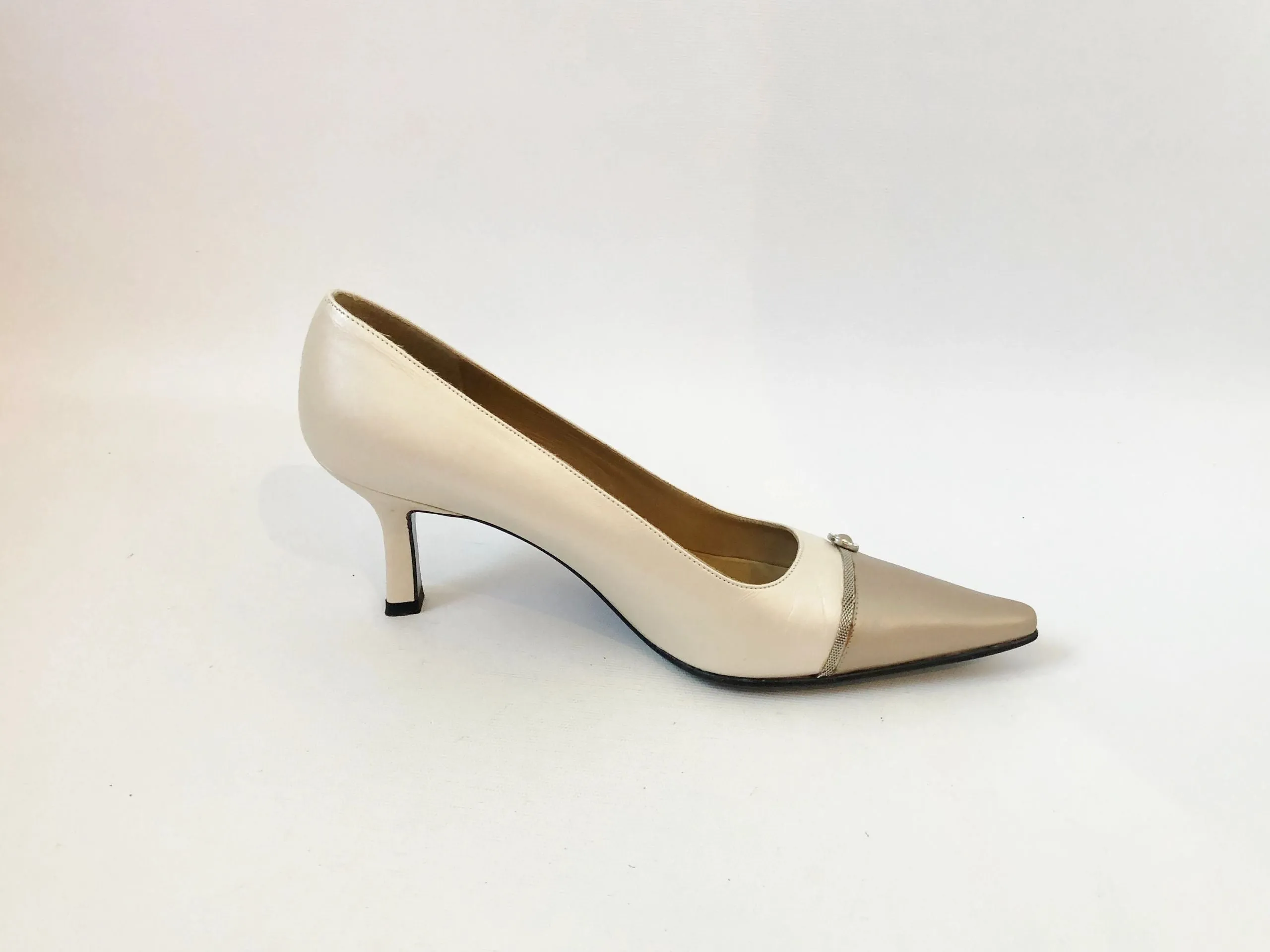 Stuart Weitzman Cap Toe Pump Size 7.5