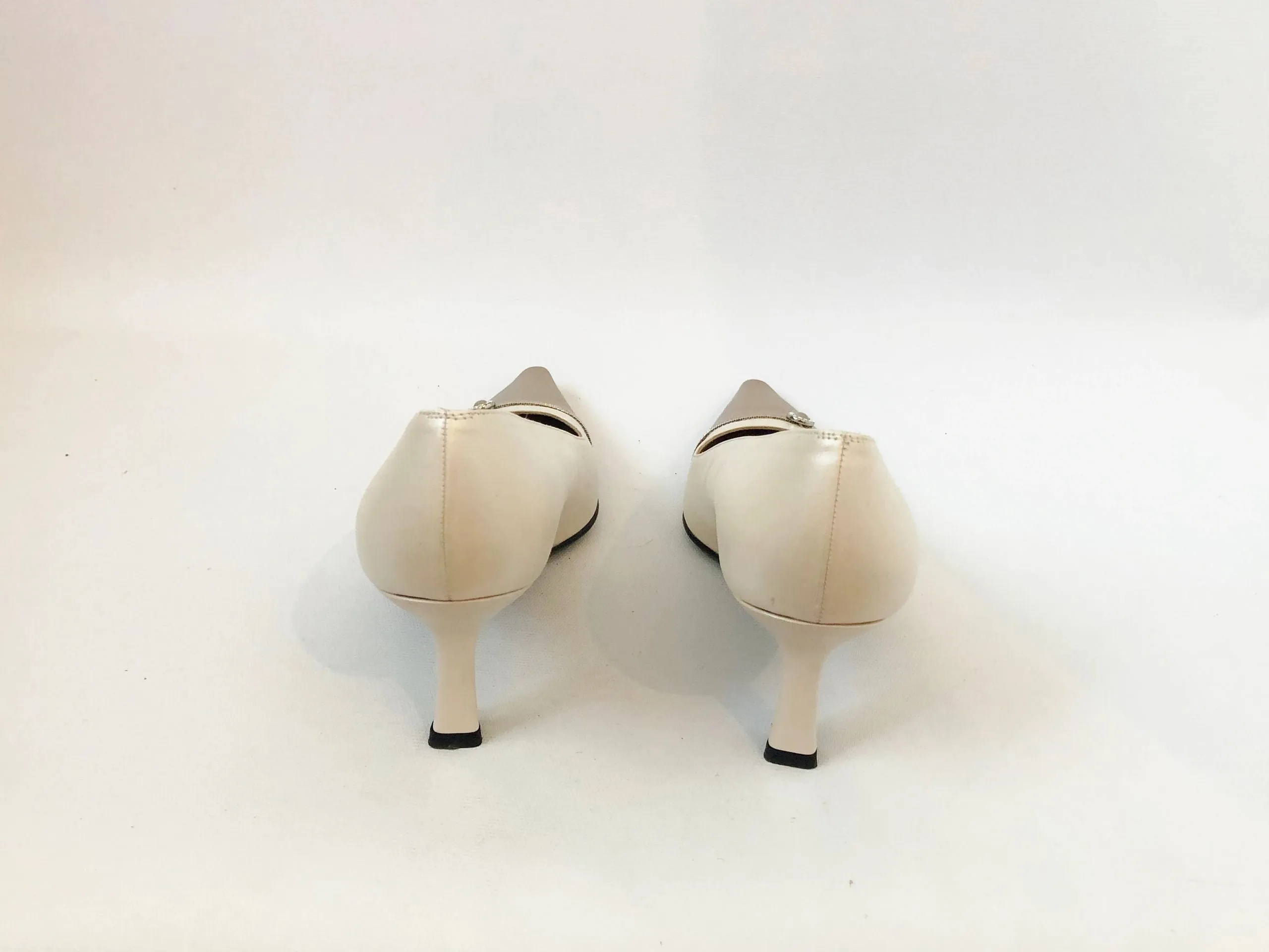 Stuart Weitzman Cap Toe Pump Size 7.5