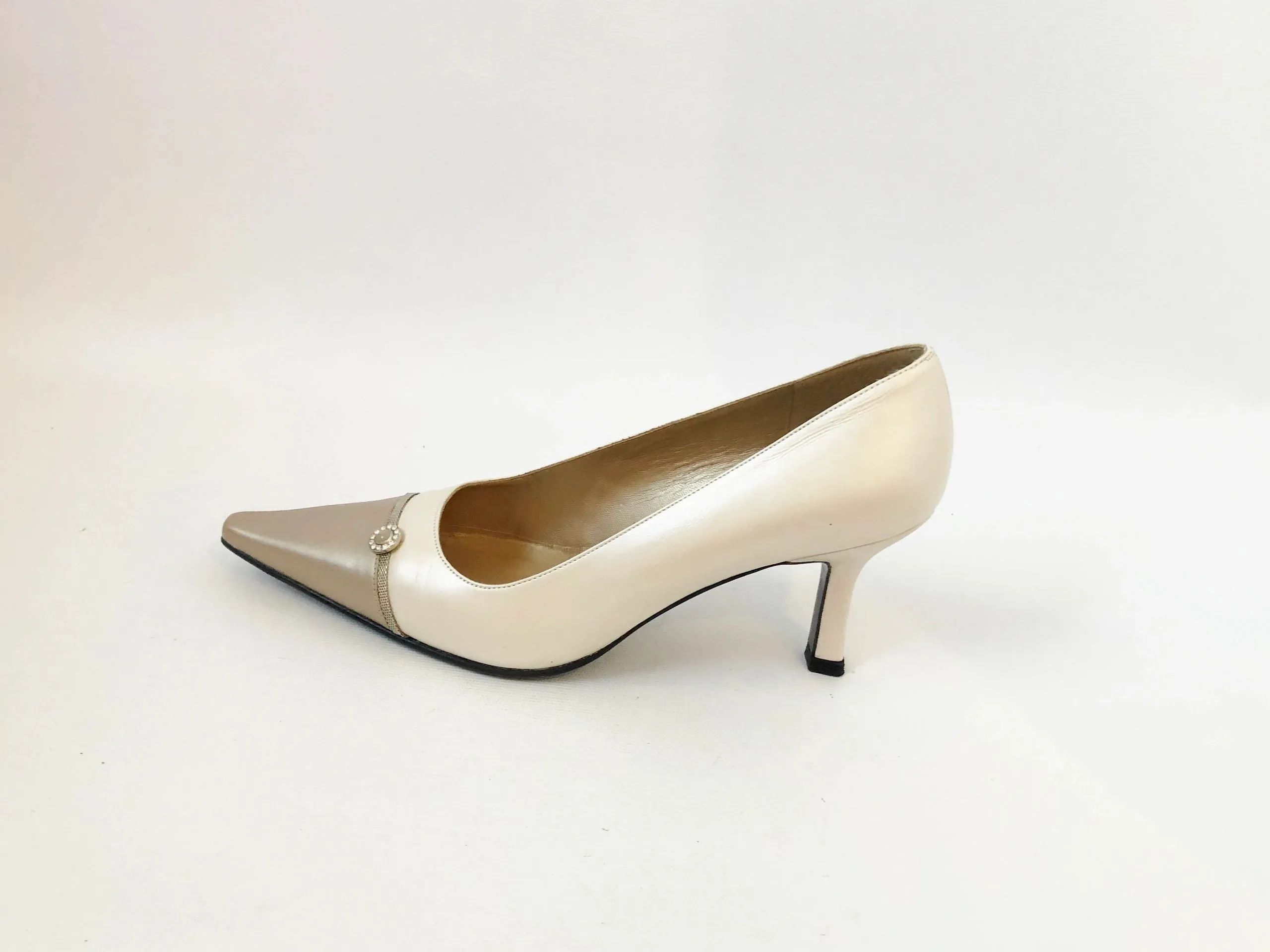 Stuart Weitzman Cap Toe Pump Size 7.5
