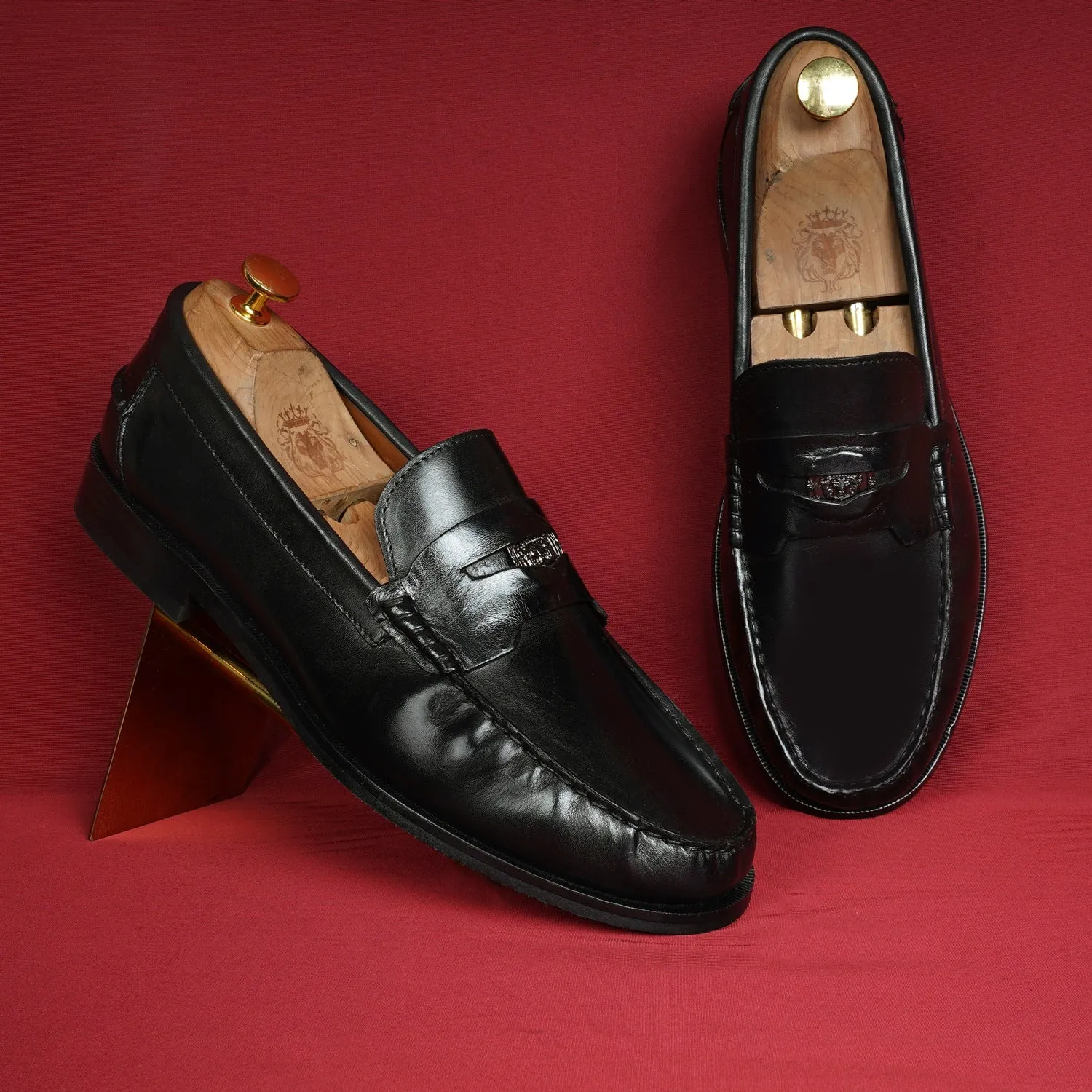 Trademark Lion Logo Penny Lightweight Moccasins in Black Leather