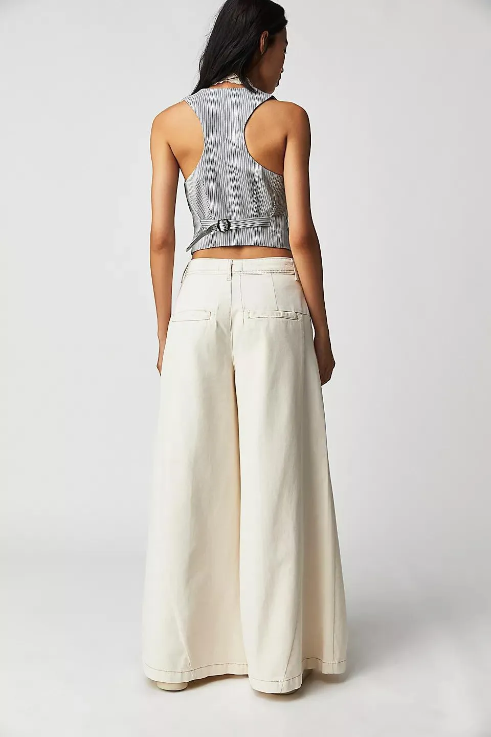 Trendy Plus-Size Wide Leg Denim Pants for Effortless Street Style